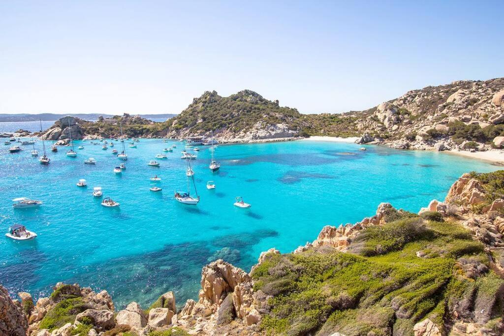 Splendido Appartamento In Pieno Centro Dell'Isola La Maddalena  Buitenkant foto